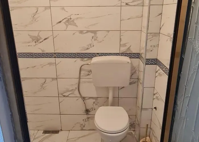 Economy 1 Appartamento Tirana